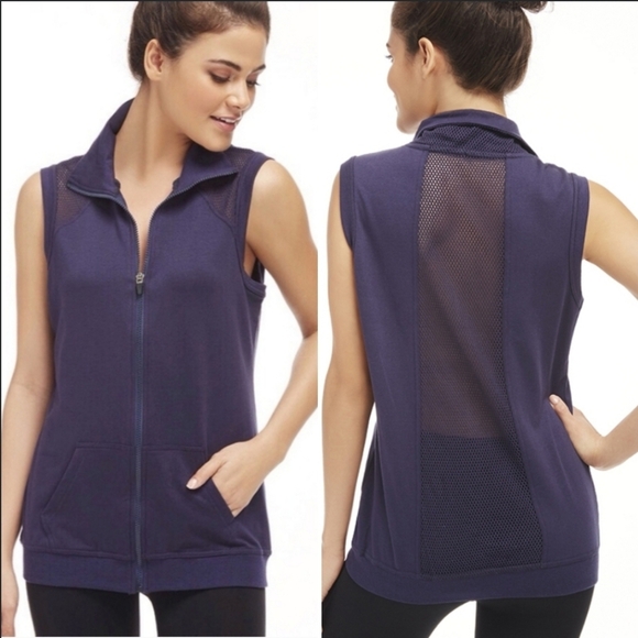 Fabletics Temecula Inkwell Navy Blue Mesh breathable Workout Gym Vest Medium - Picture 1 of 7
